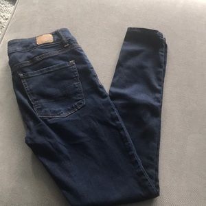 American Eagle Outfitters 